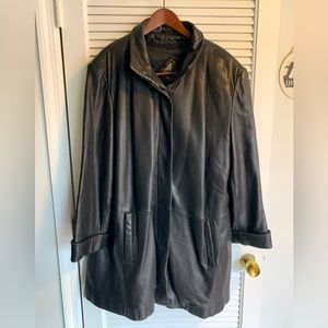 Tiboa women’s black leather knee length coat size 1X